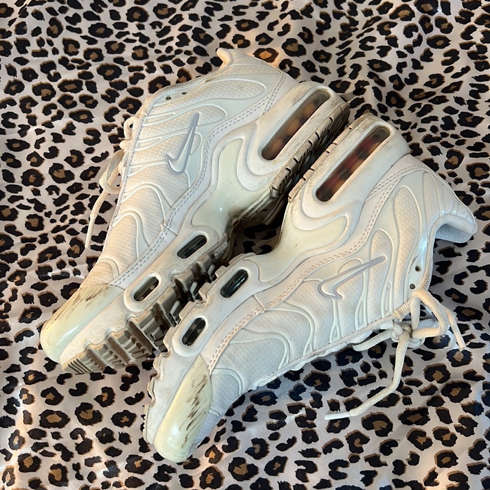 Nike Air Max Plus - Picture 3 of 5
